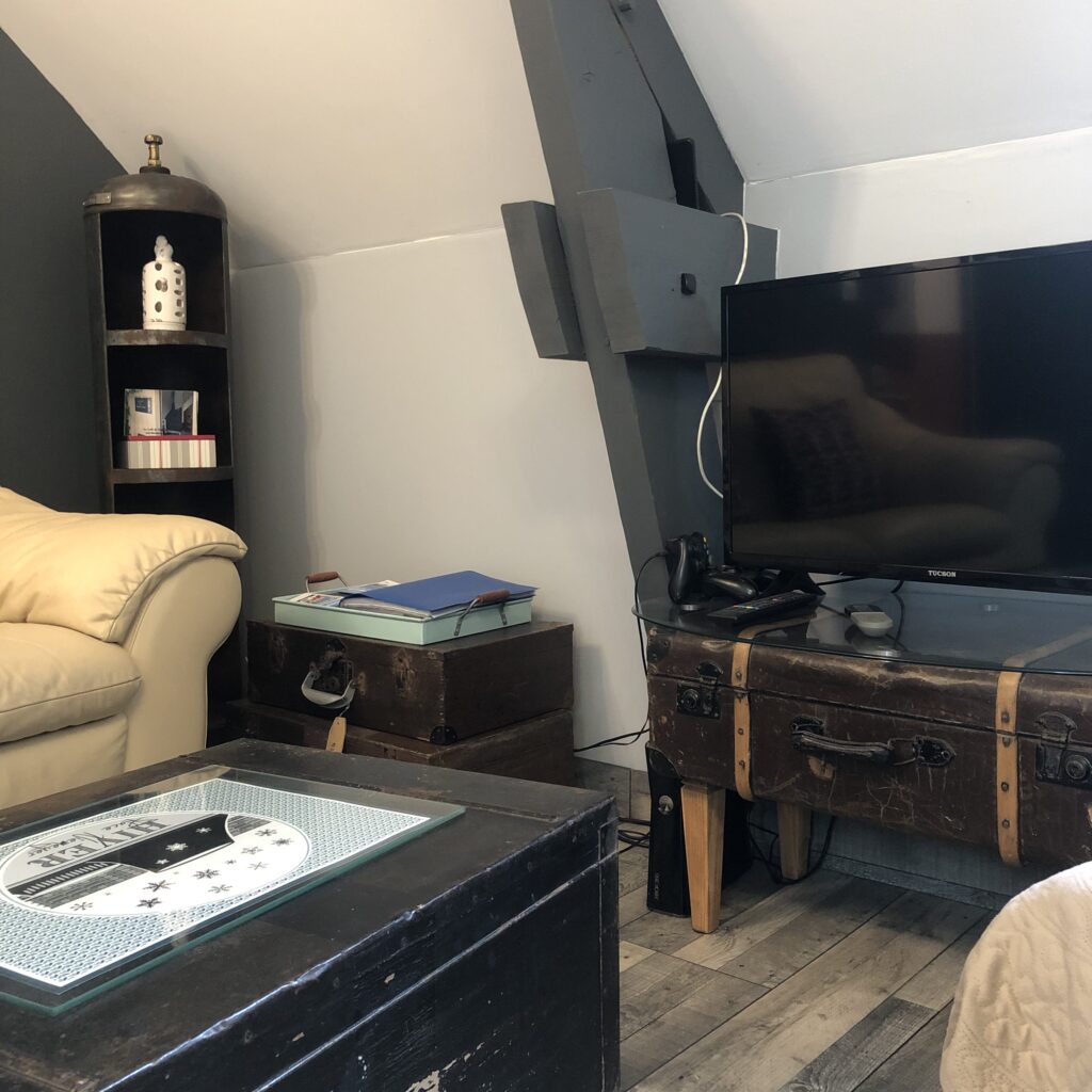 75949385602__A865B398-D19E-4317-A9BF-142B5051B1B6